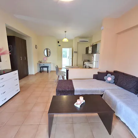 Dalia Mare Apartamento Flogita